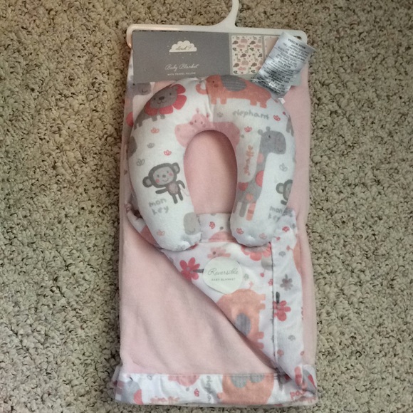 cloud 9 baby blanket with travel pillow